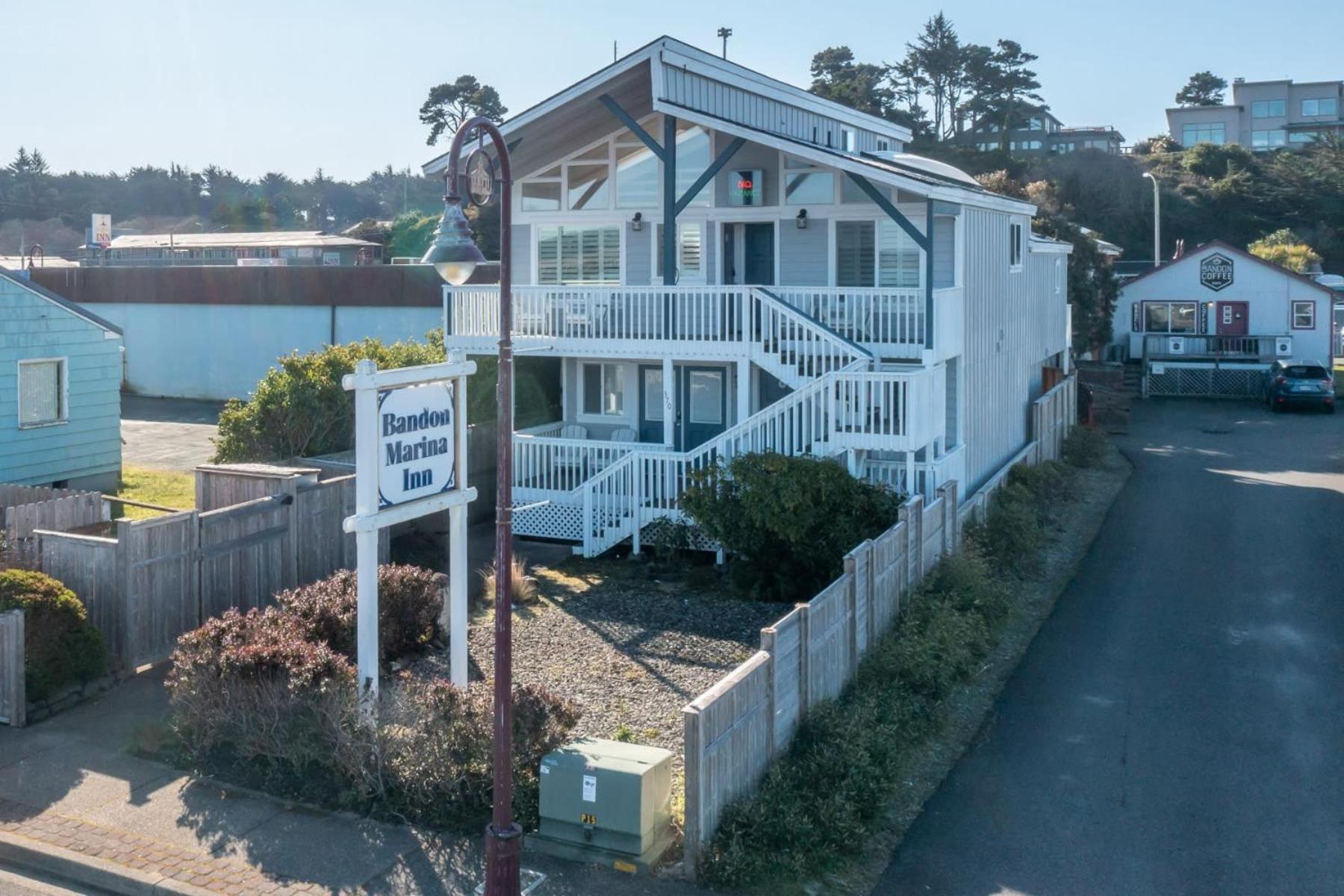 Bandon Marina Inn Esterno foto